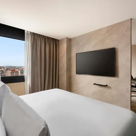 Novotel Valencia Lavant Exterior photo