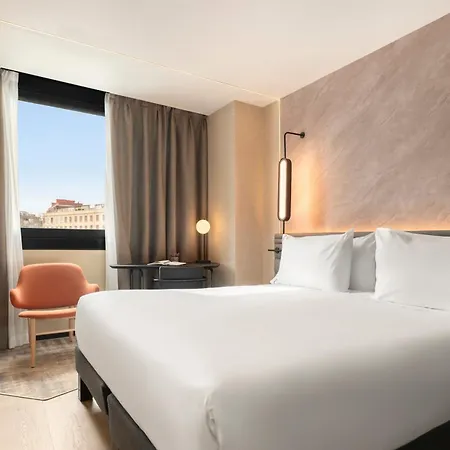 Novotel Valencia Lavant Exterior photo